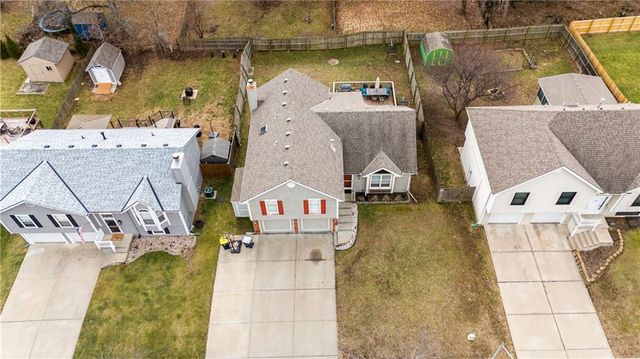 9735 NW 87th Terrace, Kansas City, MO 64153