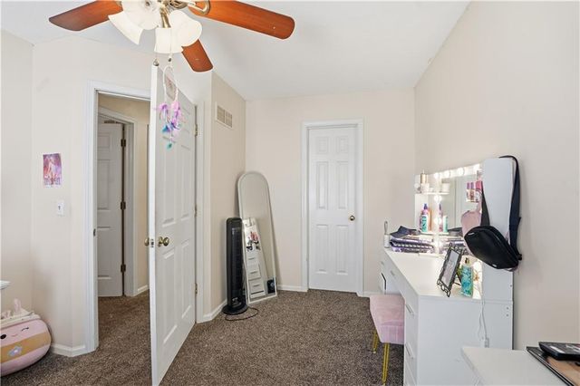 9735 NW 87th Terrace, Kansas City, MO 64153