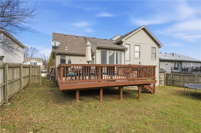 9735 NW 87th Terrace, Kansas City, MO 64153