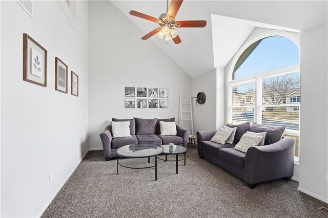 9735 NW 87th Terrace, Kansas City, MO 64153