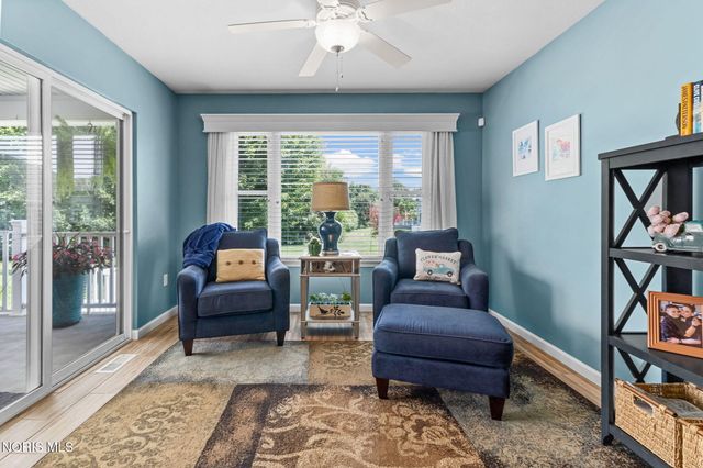 824 Meadowland Trail, Toledo, OH 43615