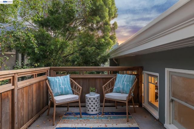 847 PERALTA AVENUE, Berkeley, CA 94707