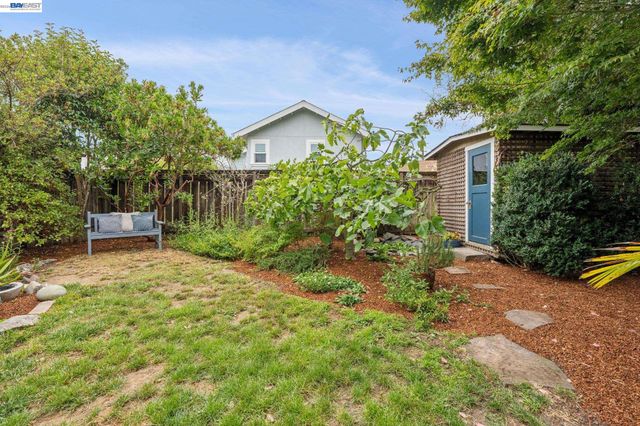 847 PERALTA AVENUE, Berkeley, CA 94707