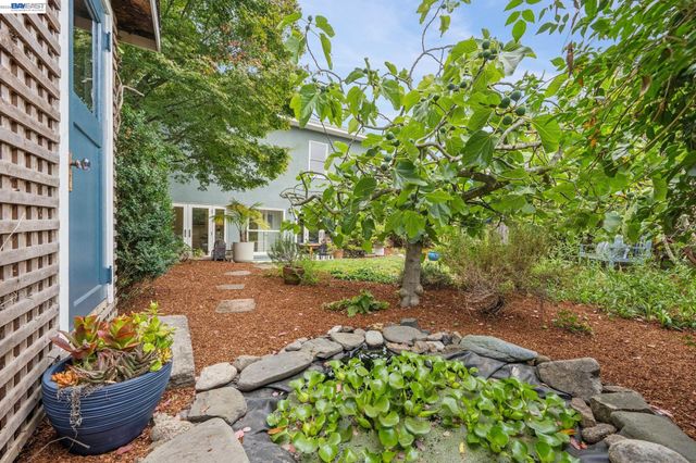 847 PERALTA AVENUE, Berkeley, CA 94707