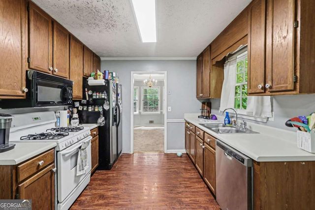 310 White Oak Street, Dallas, GA 30157