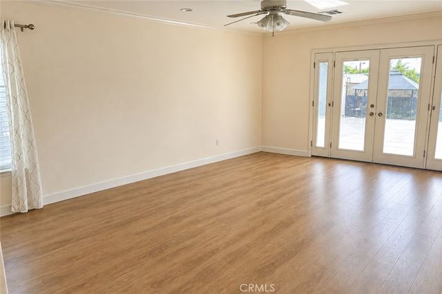 10651 Woodward Ave, Sunland, CA 91040