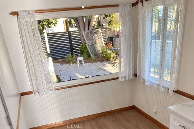 10651 Woodward Ave, Sunland, CA 91040