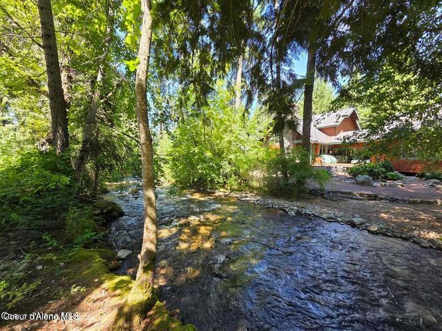 42303 Highway 200, Hope, ID 83836
