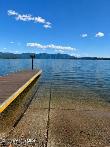 42303 Highway 200, Hope, ID 83836