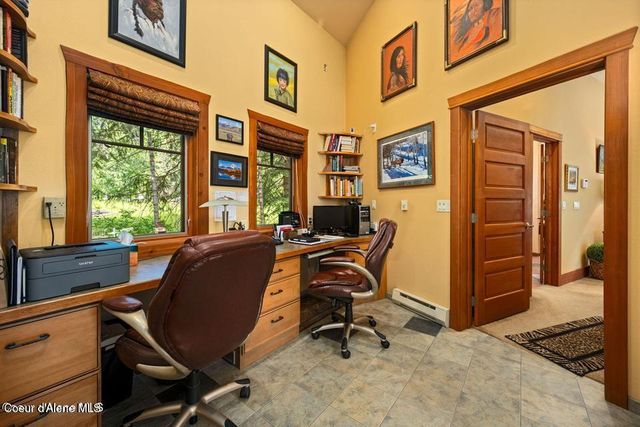 42303 Highway 200, Hope, ID 83836