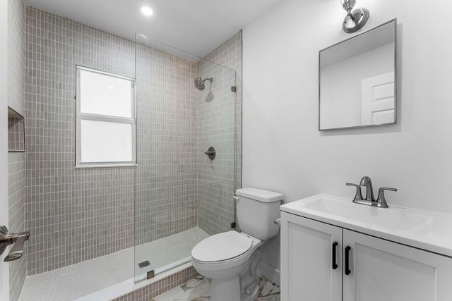 124 MAYFIELD Road W, Lantana, FL 33462