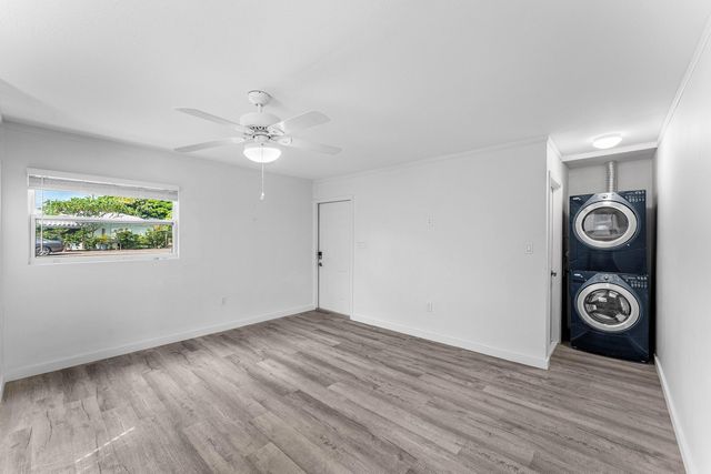 124 MAYFIELD Road W, Lantana, FL 33462