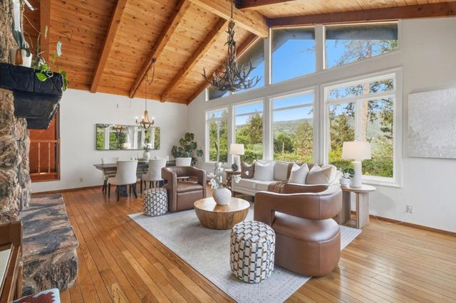 22108 Call Of The Wild Road, Los Gatos, CA 95033