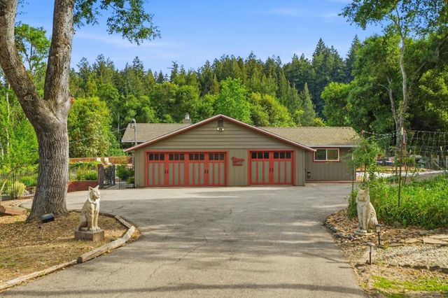 22108 Call Of The Wild Road, Los Gatos, CA 95033