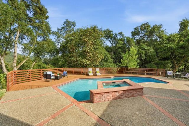 22108 Call Of The Wild Road, Los Gatos, CA 95033