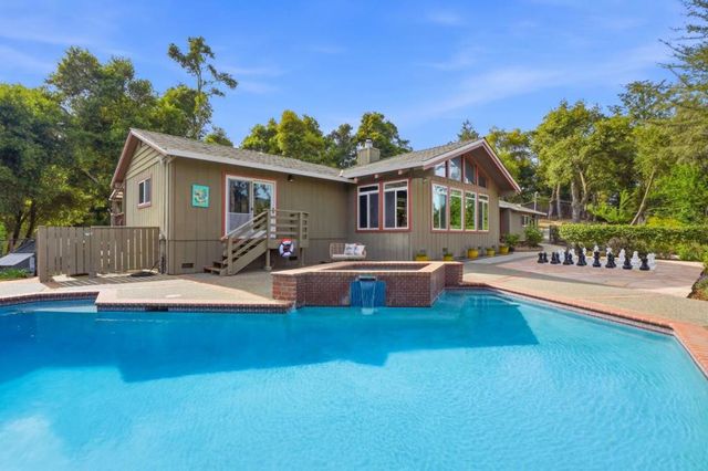 22108 Call Of The Wild Road, Los Gatos, CA 95033