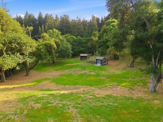 22108 Call Of The Wild Road, Los Gatos, CA 95033