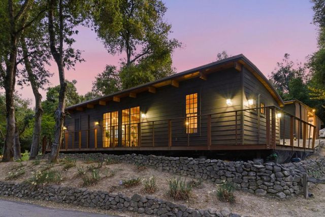 22108 Call Of The Wild Road, Los Gatos, CA 95033