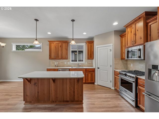 6514 Ne 134TH St, Vancouver, WA 98686