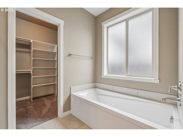 6514 Ne 134TH St, Vancouver, WA 98686