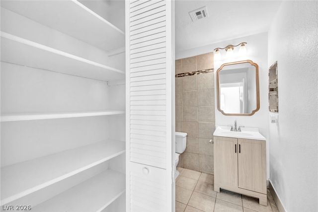 8600 West Charleston Boulevard 2143, Las Vegas, NV 89117