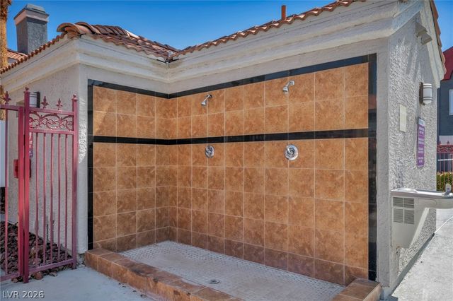 8600 West Charleston Boulevard 2143, Las Vegas, NV 89117