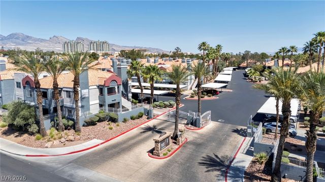 8600 West Charleston Boulevard 2143, Las Vegas, NV 89117