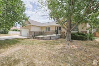 9448 S LADY DOVE LN, South Jordan, UT 84095