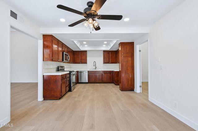 963 Palmer Avenue, Camarillo, CA 93010