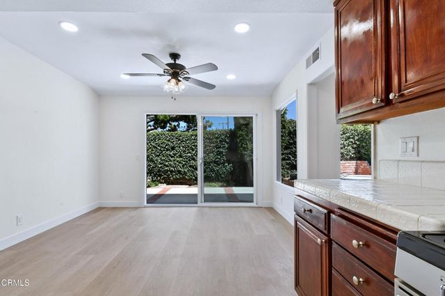 963 Palmer Avenue, Camarillo, CA 93010