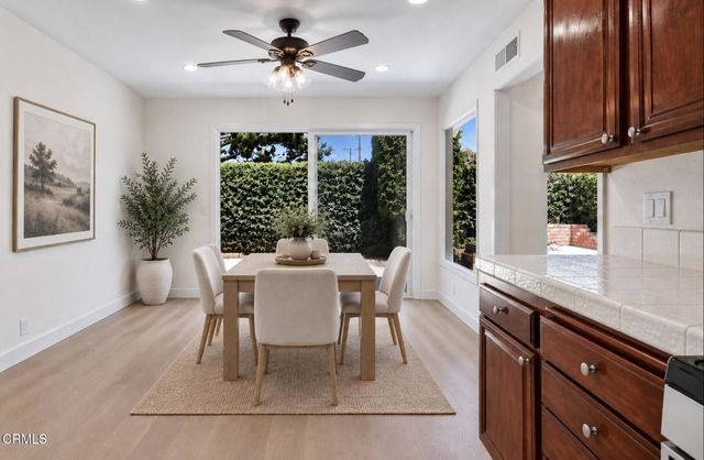 963 Palmer Avenue, Camarillo, CA 93010