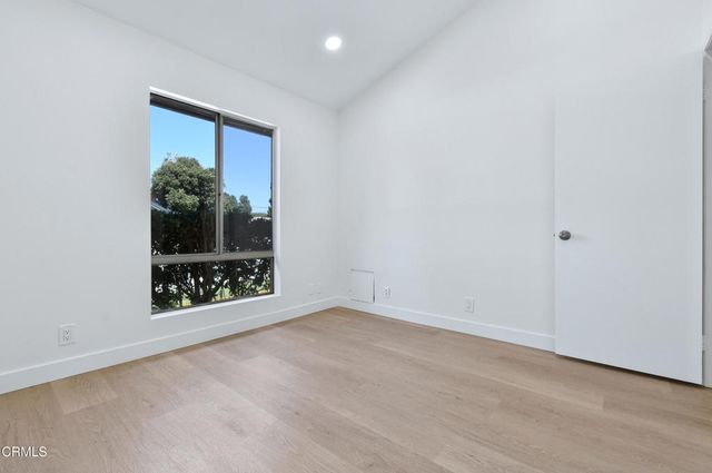 963 Palmer Avenue, Camarillo, CA 93010