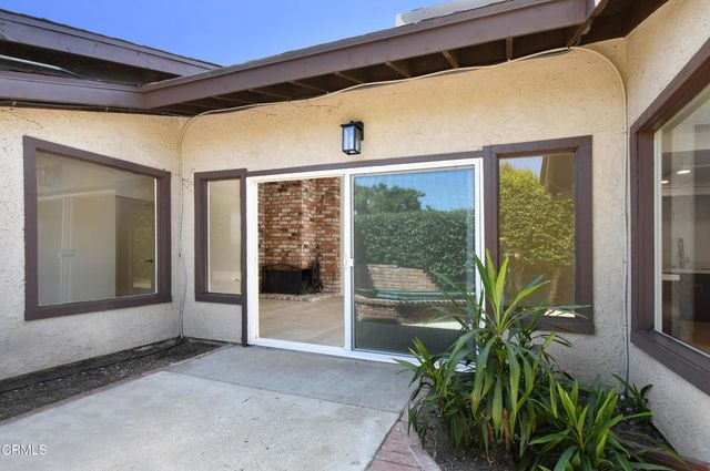 963 Palmer Avenue, Camarillo, CA 93010
