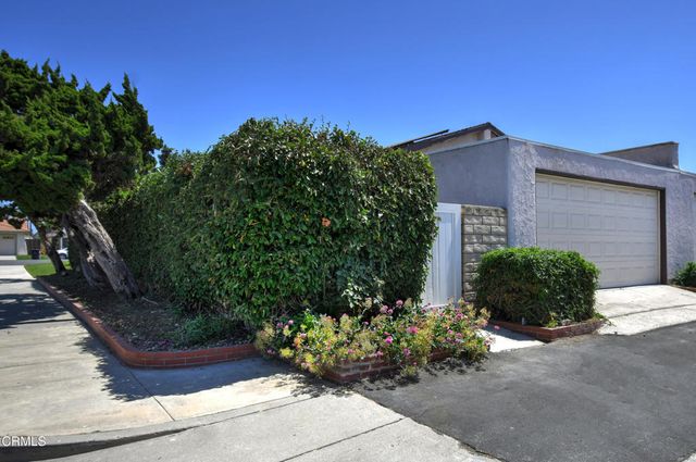 963 Palmer Avenue, Camarillo, CA 93010