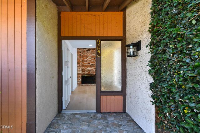 963 Palmer Avenue, Camarillo, CA 93010