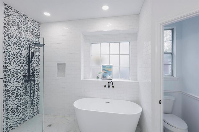 17527 Sandy Cliffs Drive, Houston, TX 77090