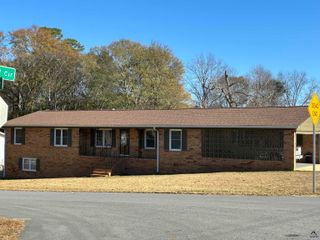 3491 Sandy Circle, Macon, GA 31216