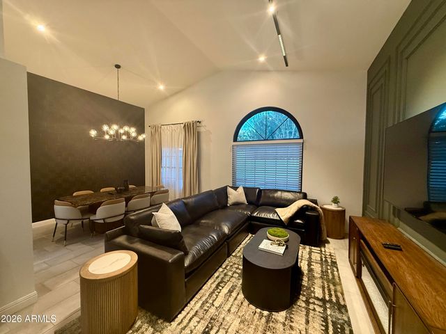 10367 E WOOD Drive, Scottsdale, AZ 85260