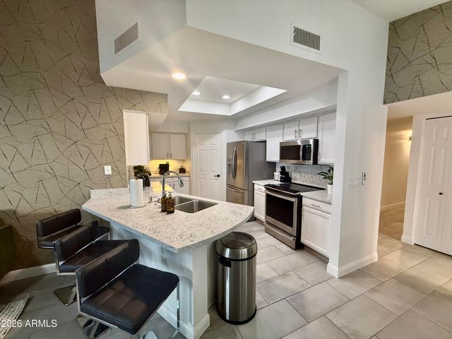 10367 E WOOD Drive, Scottsdale, AZ 85260