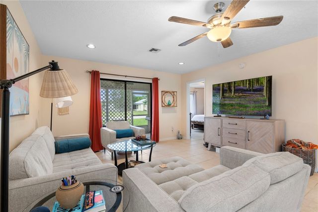 426 12th Street SW, Vero Beach, FL 32962