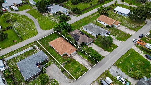 426 12th Street SW, Vero Beach, FL 32962