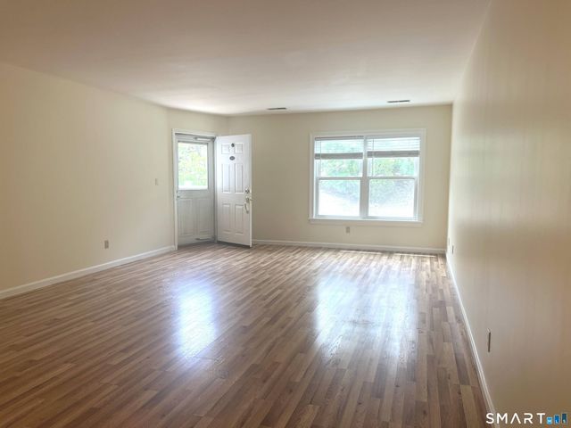 37 Greenwich Avenue 2-6, Stamford, CT 06902