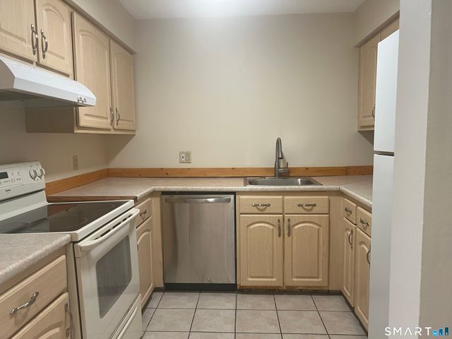37 Greenwich Avenue 2-6, Stamford, CT 06902