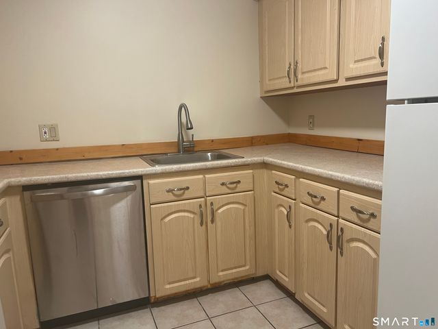 37 Greenwich Avenue 2-6, Stamford, CT 06902