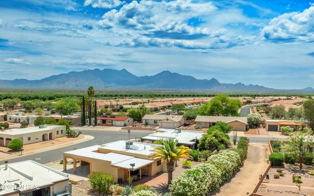 2082 S Santa Carla Drive, Green Valley, AZ 85614
