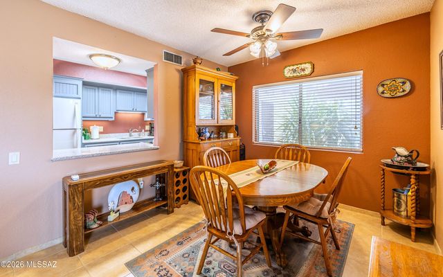 2082 S Santa Carla Drive, Green Valley, AZ 85614