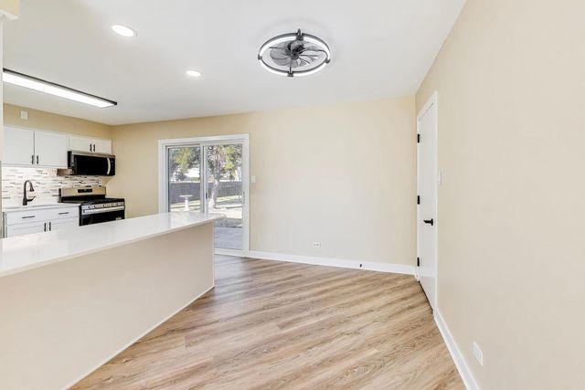 54 Bonds Drive, Bourbonnais, IL 60914