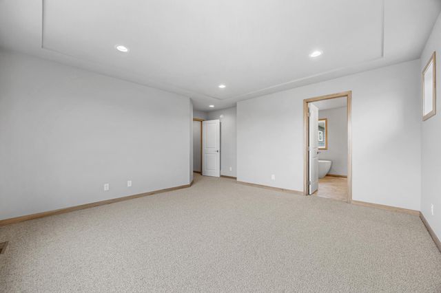 973 61st Avenue W, West Fargo, ND 58078