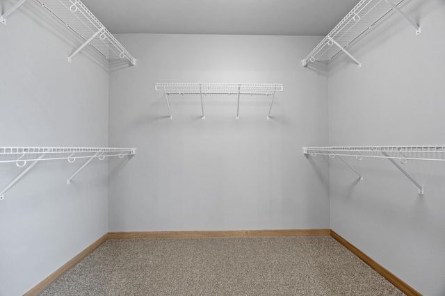 973 61st Avenue W, West Fargo, ND 58078