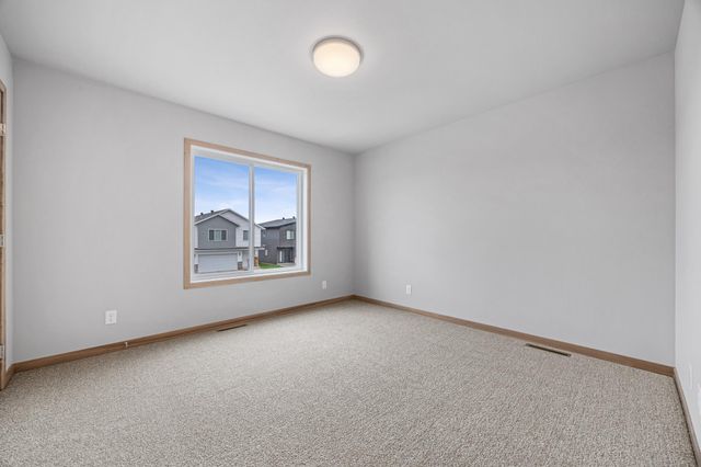 973 61st Avenue W, West Fargo, ND 58078